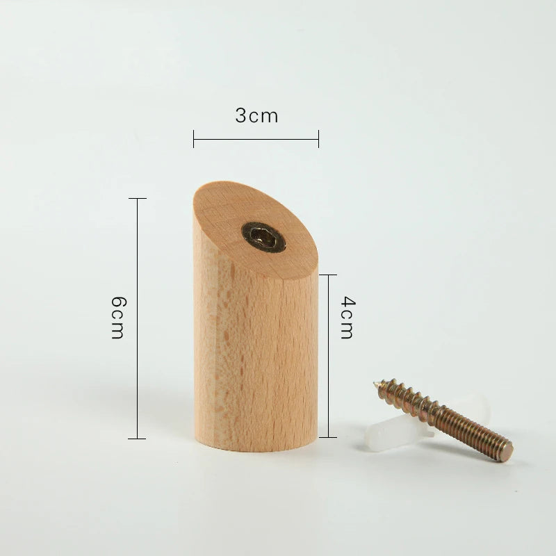Porte-cintre mural Cylindio en bois naturel, style scandinave épuré.