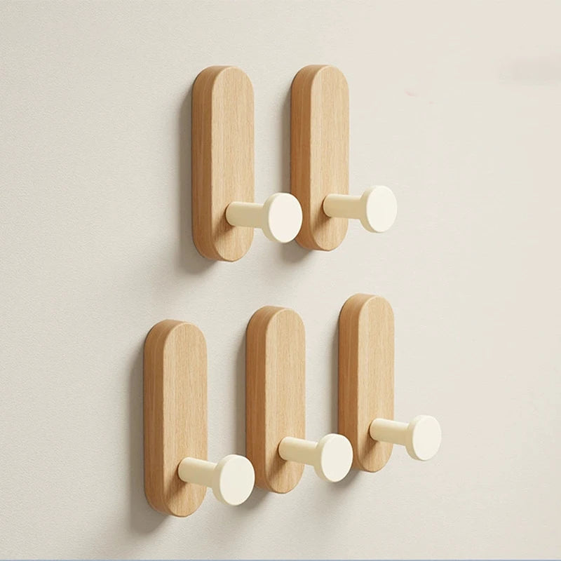 crochets muraux Le Capsulio bois noyer, aluminium design scandinave autocollant