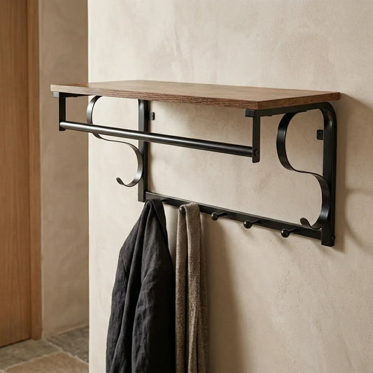 Porte-manteau mural industriel avec étagère et volutes - Le Voluto